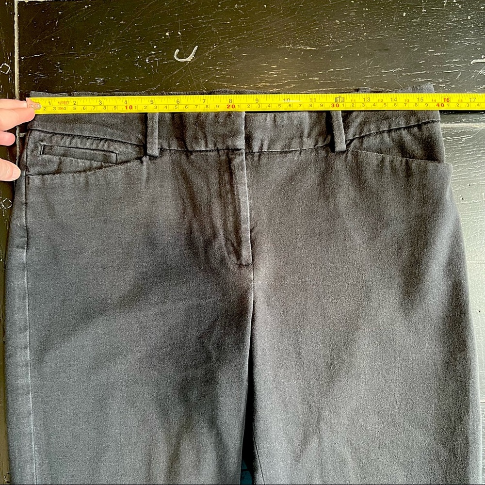 ⭐️ White House Black Market Black Bermuda Shorts Size 6 - Picture 9 of 12